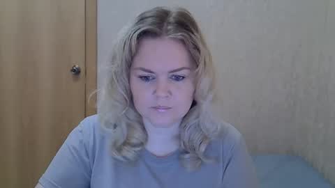 Snapshot of karennelsonx chatting on 4, 6, 2026 karennelsonx online show from 4, 6, 2026