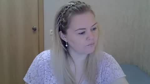 Snapshot of karennelsonx chatting on 15, 6, 2026 karennelsonx online show from 15, 6, 2026