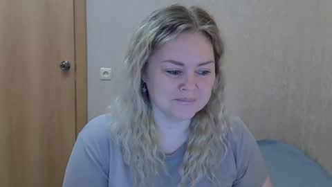 Snapshot of karennelsonx chatting on 17, 6, 2026 karennelsonx online show from 17, 6, 2026
