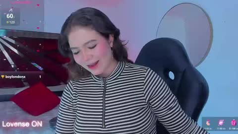 Snapshot of karenpautt chatting on 19, 2, 2025 Karen online show from 19, 2, 2025