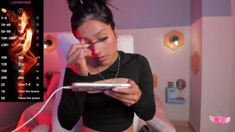 Kari  online show from 6, 5, 2026