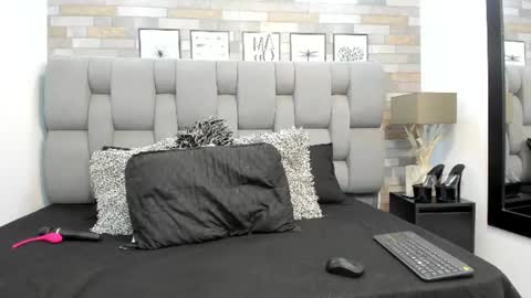  Karina Taylor  online show from 16, 6, 2026