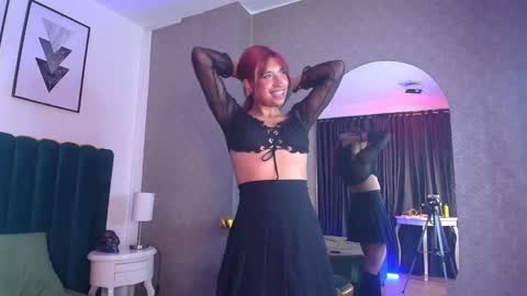 Karina online show from 13, 2, 2025