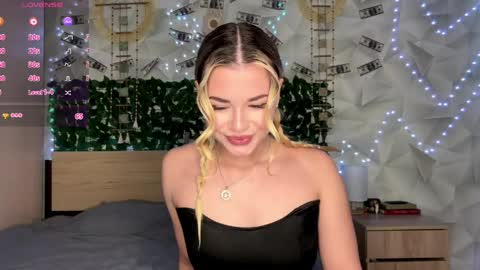 Karina online show from 5, 5, 2026