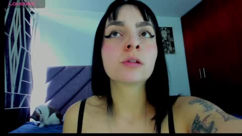 KARINNA  RAVEN online show from 1, 6, 2026