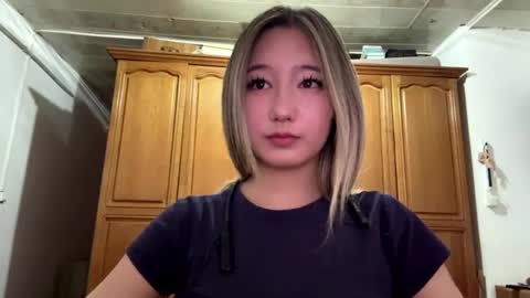 karissagius online show from 29, 6, 2026