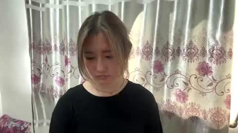 karissagius online show from 3, 8, 2026