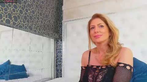 KARISSIA online show from 23, 6, 2026