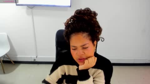 Snapshot of karla_cg chatting on 12, 1, 2026 karla_cg online show from 12, 1, 2026