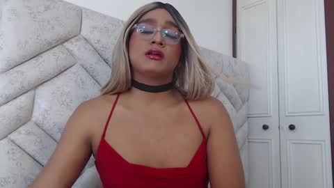 Snapshot of karla_dior chatting on 17, 1, 2025 DIOR online show from 17, 1, 2025