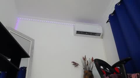 Snapshot of karla_dior chatting on 7, 2, 2025 DIOR online show from 7, 2, 2025