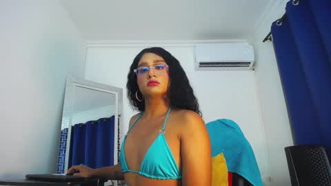 Snapshot of karla_dior chatting on 5, 3, 2025 DIOR online show from 5, 3, 2025