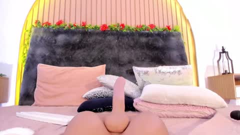 Karla Gonzaless online show from 23, 2, 2025