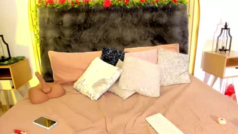 Karla Gonzaless online show from 23, 2, 2025