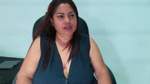 karla_hilton1 online show from 24, 3, 2026