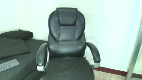 karla_hilton1 online show from 30, 4, 2026