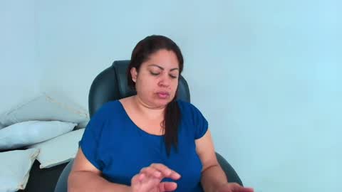 karla_hilton1 online show from 2, 5, 2026