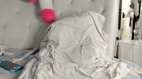 Snapshot of karlagirlfox chatting on 12, 9, 2025 KARLA A online show from 12, 9, 2025