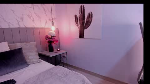 karlla_brown online show from 30, 4, 2026