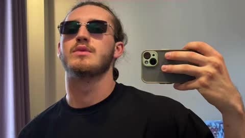 Karlos and Louis online show from 11, 5, 2026
