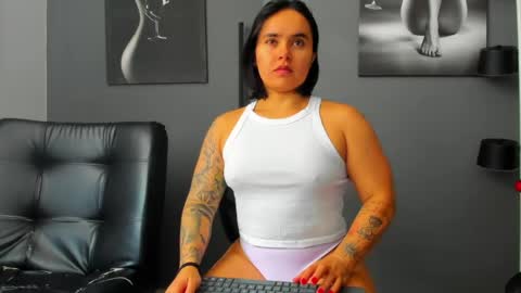   online show from 8, 6, 2026