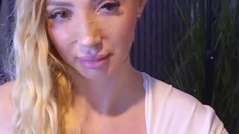 Julia online show from 28, 6, 2026
