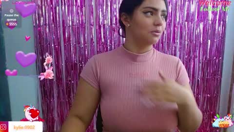 karol 09 online show from 4, 1, 2025