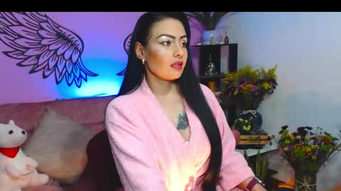 Karol Kenedy online show from 9, 9, 2025