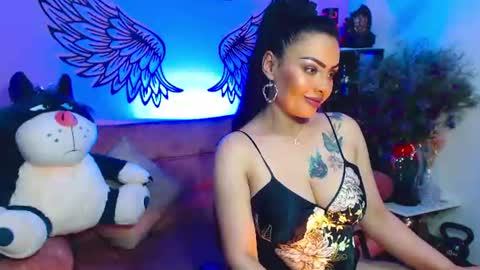 Karol Kenedy online show from 13, 7, 2026