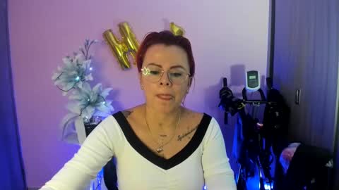 Snapshot of karol_milf__ chatting on 18, 12, 2024 kAROL MILF   online show from 18, 12, 2024