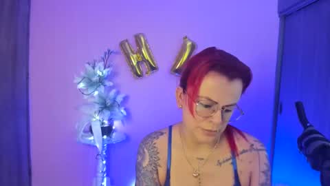 Snapshot of karol_milf__ chatting on 25, 12, 2024 kAROL MILF   online show from 25, 12, 2024