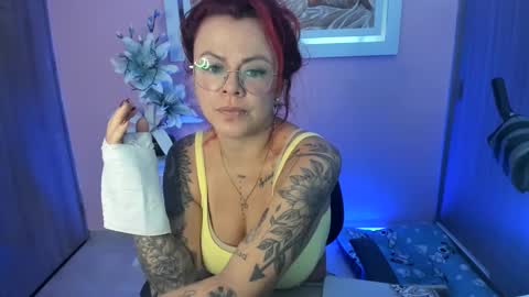 Snapshot of karol_milf__ chatting on 26, 1, 2025 kAROL MILF   online show from 26, 1, 2025