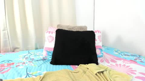 karol_w10 online show from 7, 3, 2025