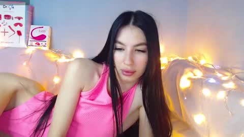 Snapshot of karolina_hottie_ chatting on 11, 1, 2025 Kira online show from 11, 1, 2025