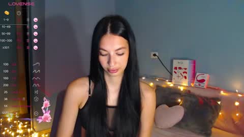 Kira online show from 6, 7, 2026