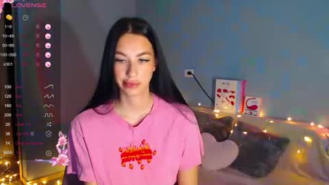 Kira online show from 14, 7, 2026