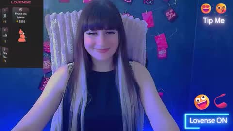 Caroline online show from 7, 5, 2026