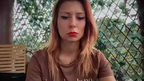 Snapshot of karoline121 chatting on 7, 7, 2026 karoline121 online show from 7, 7, 2026
