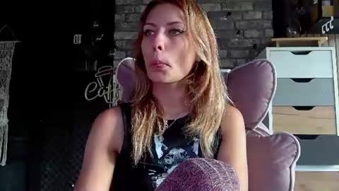 Snapshot of karoline121 chatting on 22, 7, 2026 karoline121 online show from 22, 7, 2026