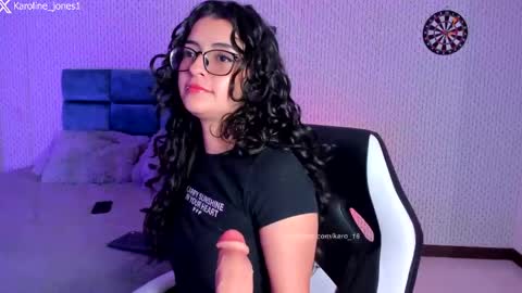 Karoline  online show from 30, 4, 2026