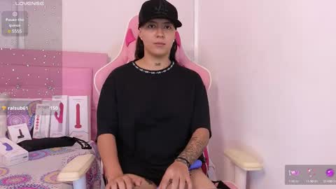 Snapshot of karollhorny chatting on 6, 3, 2025 Karol online show from 6, 3, 2025