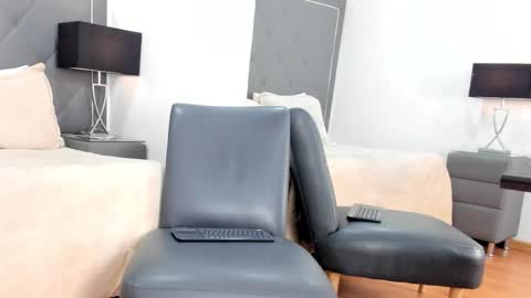 karolwest_ online show from 11, 2, 2026