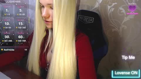 Snapshot of karolynafox chatting on 8, 3, 2026 Caroline Fox online show from 8, 3, 2026