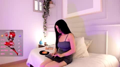 Kary  online show from 3, 11, 2025