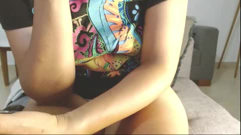 Snapshot of kary_montero chatting on 16, 10, 2025 karime online show from 16, 10, 2025