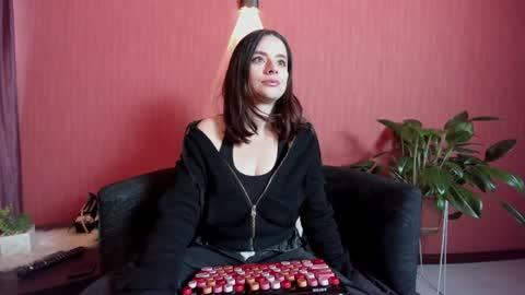 kassandra james online show from 25, 6, 2026