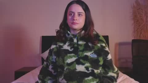 kassandra james online show from 14, 7, 2026