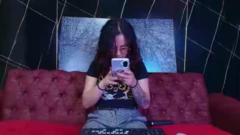 kassandra james online show from 30, 7, 2026