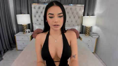 Snapshot of kassandratexascum chatting on 20, 12, 2025 Kassy online show from 20, 12, 2025