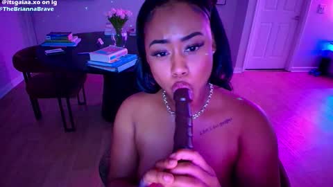 BriannaBrave online show from 3, 3, 2026